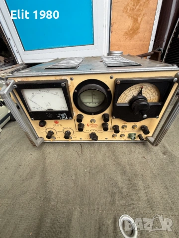 Продавам военни измервателни прибори 