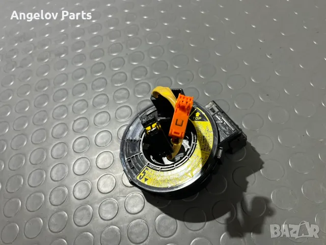 Лентов кабел на волана за Toyota Avensis T25