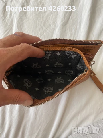 Портфейл MCM Visetos , снимка 7 - Портфейли, портмонета - 51343036