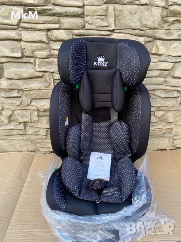 Столчето за кола KIDIZ® Sportsline което расте от 1 до 12 години, снимка 2 - Столчета за кола и колело - 51991581