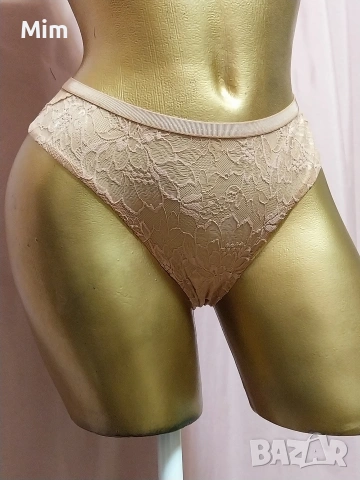 Triumph 40 Дантелена бикина в цвят  шампанско , снимка 2 - Бельо - 53333232