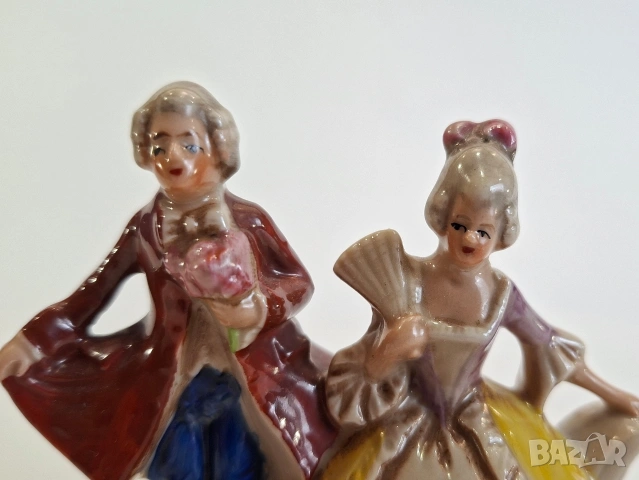 Порцеланова фигурка на дама и кавалер, снимка 6 - Статуетки - 53998243