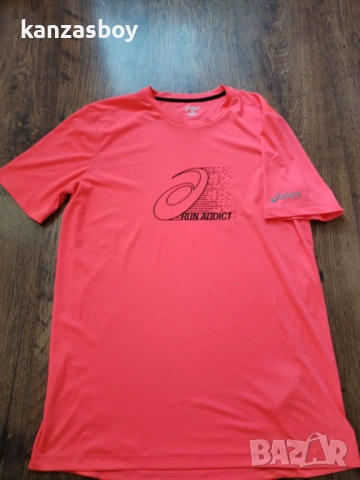 asics - страхотна мъжка тениска КАТО НОВА M, снимка 4 - Тениски - 51434786