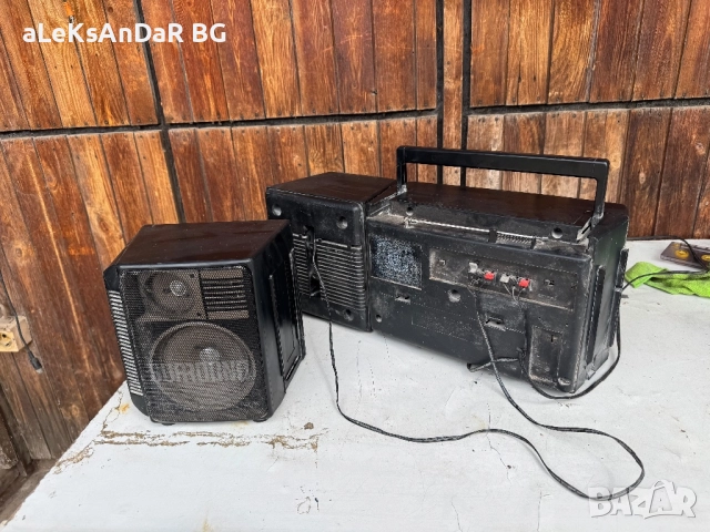 Радио касетофон Sanyo , снимка 2 - Радиокасетофони, транзистори - 51873282