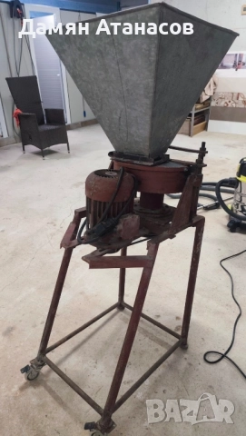 Машина за чупене на кайсиеви ядки, лешници и бадеми , снимка 4 - Други машини и части - 51844688