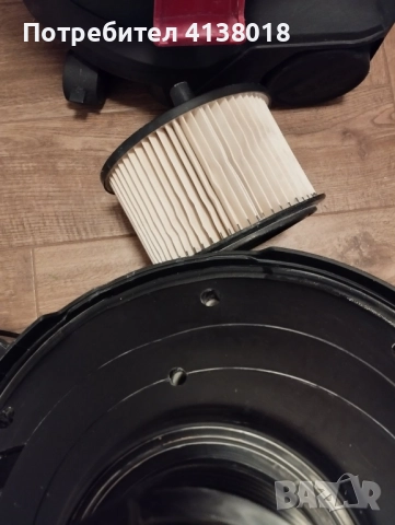 Продавам прахосмукачка за мокро и сухо почистване Bosch Universal Vac 15, 1000 W, 65 л/с, 15 л, снимка 10 - Други инструменти - 52795751