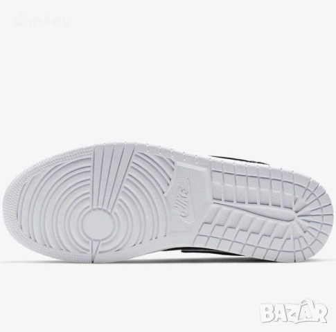 Air Jordan 1 Mid Se, снимка 8 - Маратонки - 54197261