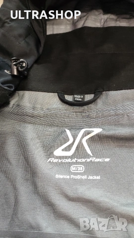 Дамско горнище Revolution Race M size, снимка 6 - Якета - 53119612