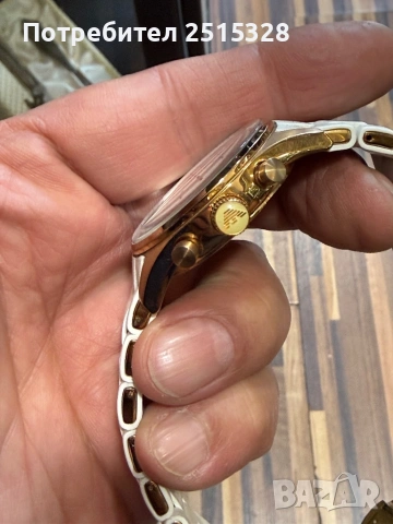 оригинален дамски часовник Emporio Armani, снимка 4 - Дамски - 53875351