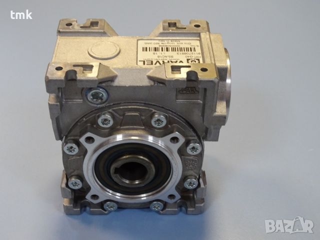 Червячен редуктор VARVEL FRT-G40 reducer worm gear box 1:15, снимка 7 - Резервни части за машини - 45727275