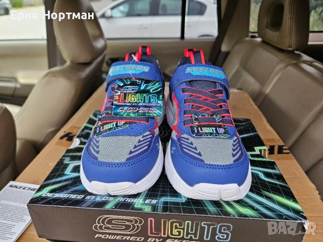 Детски маратонки Skechers Lights, снимка 3 - Детски маратонки - 51378719