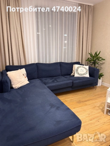 Поръчков диван синьо кадифе 