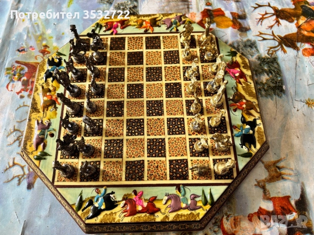 Ретро шах с метални фигури 