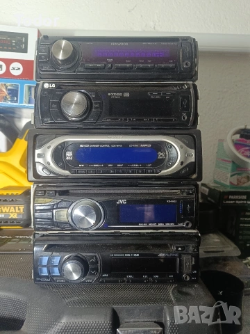 Продавам автомобилни CD плеари!, снимка 6 - Аксесоари и консумативи - 53385276