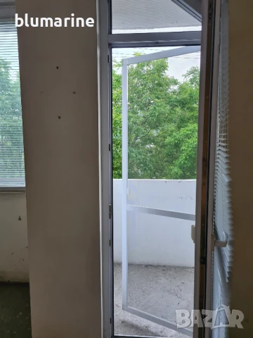 Вратопрозорец от PVC Salamander с Комарници, PVC перваз и Al щори, снимка 5 - Дограми - 50462761