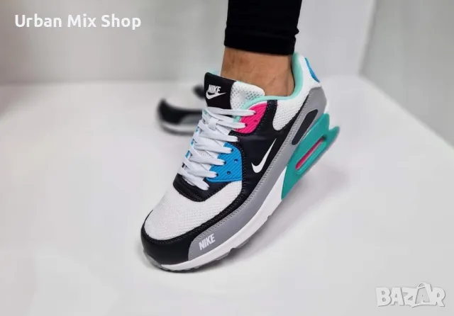 Дамски маратонки Nike Air Max, снимка 4 - Маратонки - 47154774