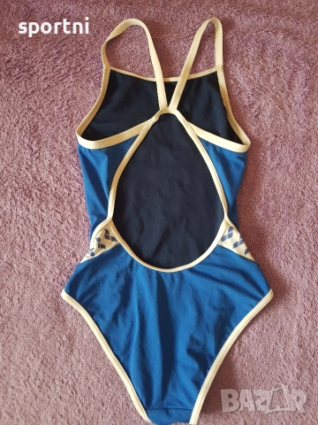 Тренировъчен бански Арена- F 36; I 40, снимка 4 - Водни спортове - 53943469