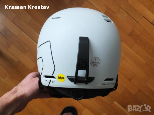 Продавам слаломна каска Bollé Mute SL Mips 52-55, снимка 3 - Зимни спортове - 53585195