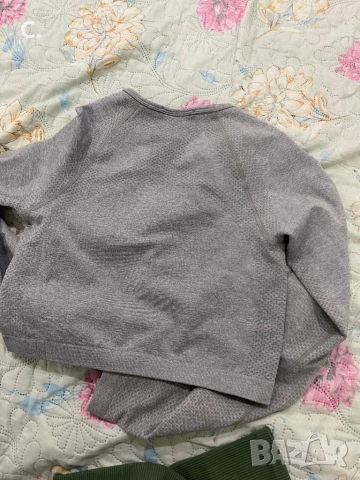 Дамски лот от клин и блуза, снимка 3 - Комплекти - 52818146