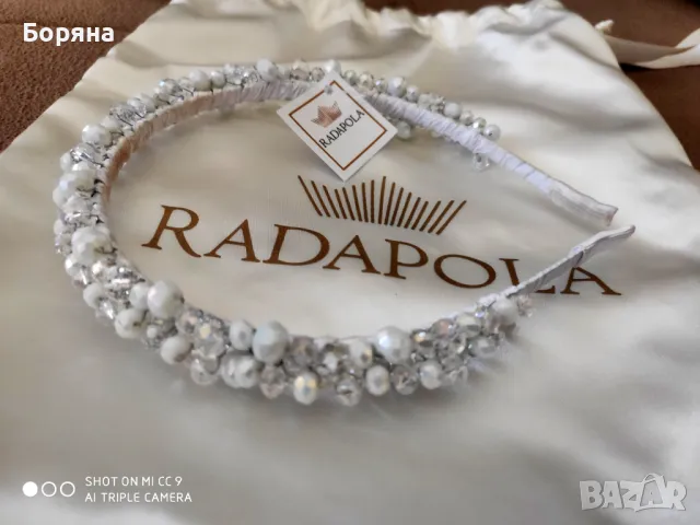 Radapola нова ръчноизработена диадема в бяло, снимка 1