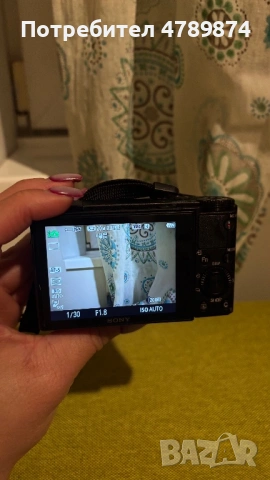 Camera Sony RX100iii, снимка 12 - Камери - 54118923