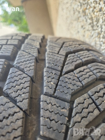 Зимни гуми, снимка 6 - Гуми и джанти - 51953940