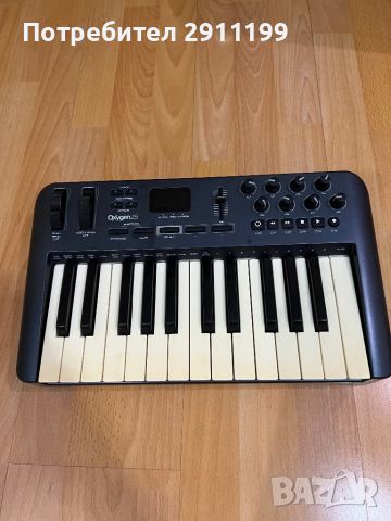 MIDI клавиатура M-AUDIO, снимка 1 - Ресийвъри, усилватели, смесителни пултове - 46741776