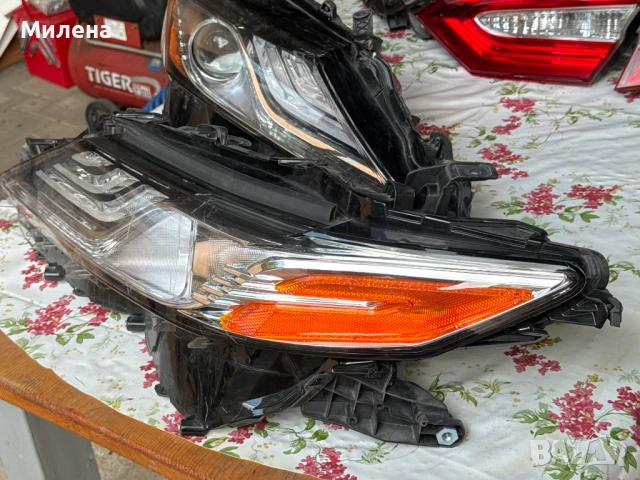 Предни фарове Toyota Camry 2020г. (Комплект), снимка 5 - Части - 51341810