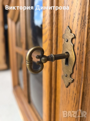 Стенна витрина , снимка 6 - Секции и витрини - 52969338