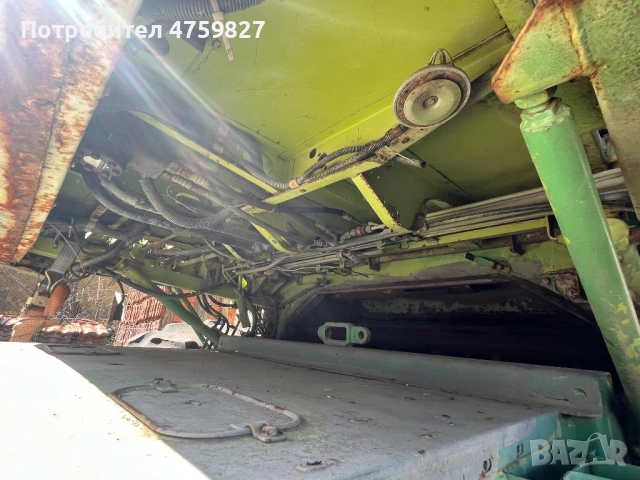 Комбайн CLAAS COMMANDOR 115cs 4x4 на части, снимка 10 - Селскостопанска техника - 53849232
