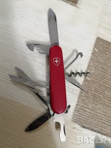 Швейцарско ножче VICTORINOX, снимка 3 - Ножове - 48625781