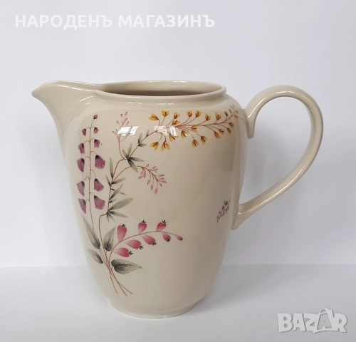 LANGENTHAL - Швейцарска порцеланова кана за вино вода сокове и друго порцелан 