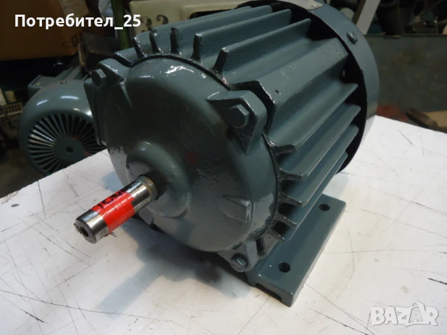 Трифазен ел.мотор 400W - 1400 об/м., снимка 9 - Електродвигатели - 50957790