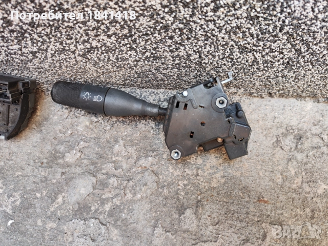 Ключ светлини и чистачки Рено/ Renault, снимка 10 - Части - 51597727