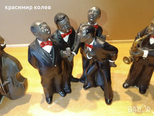 колекционерски фигури "Enesco ALL THAT JAZZ", снимка 3 - Колекции - 48894797