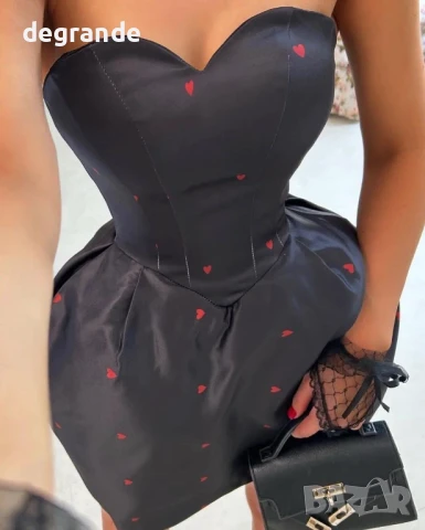 Кукленска рокля на сърца налична в бяло черно и розово Размери С М  , снимка 6 - Рокли - 51378299