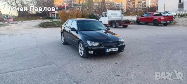 Lexus IS 200 Sport, снимка 1 - Автомобили и джипове - 48427156