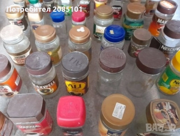 Буркани от кафе, снимка 4 - Буркани, бутилки и капачки - 52893372