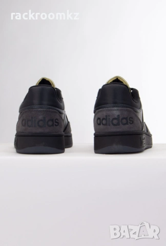 Мъжки кецове Adidas Hoops 3.0 HP7946, снимка 4 - Маратонки - 54144610