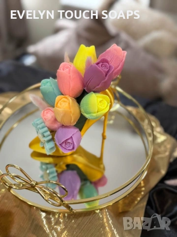 букет лалета за 8 март от сапун като малки шедьоври!, снимка 2 - Козметика за тяло - 53360764