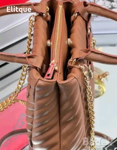 чанти Guess , снимка 15 - Чанти - 53087845