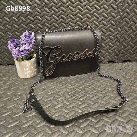 Чанта Guess, снимка 4 - Чанти - 46062778