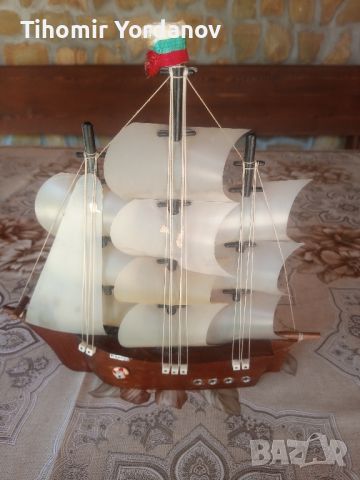 Корабче - лампа от соца., снимка 1 - Антикварни и старинни предмети - 46019113