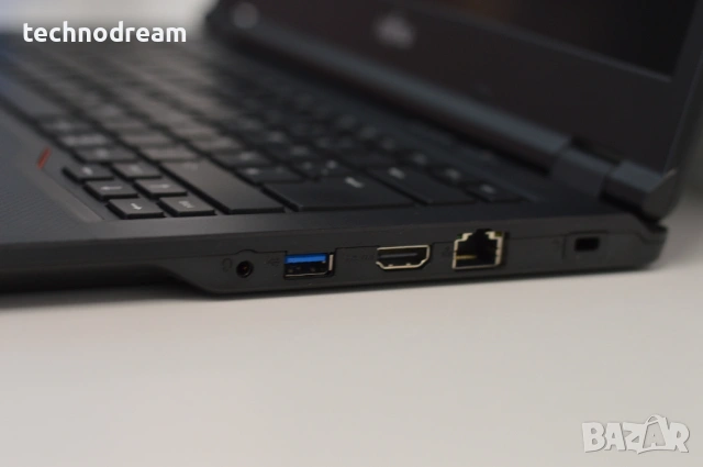 Fujitsu LifeBook E449 - 14" (1920x1080 ) FULL HD / Intel Core i3-8130U / 8GB RAM DDR4 / 256GB SSD / , снимка 4 - Лаптопи за работа - 53525274