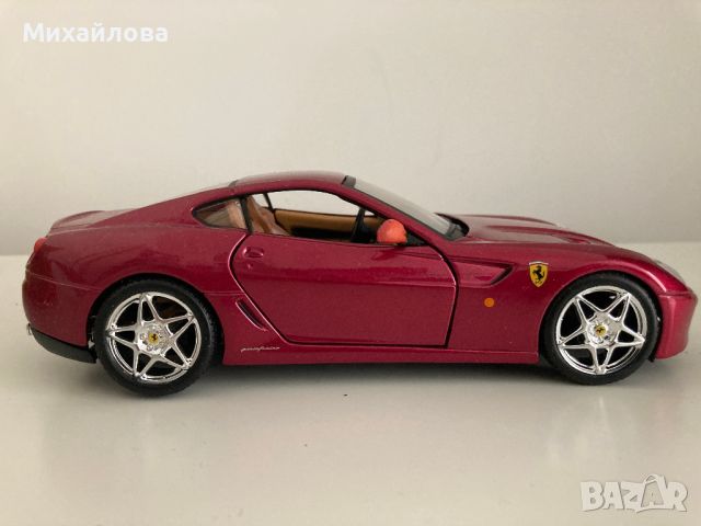 Колекционерска кола Ferrari 599 GTB Fiorano, мащаб 1:24, снимка 3 - Колекции - 46633752