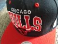 Чикаго Булс НБА баскетбол маркова бейзболна шапка на Мичел анд Несс Хардеуд Класик регулируема нова , снимка 4