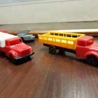 Стари пластмасови камиони за макети, диорами., снимка 4 - Колекции - 45369281