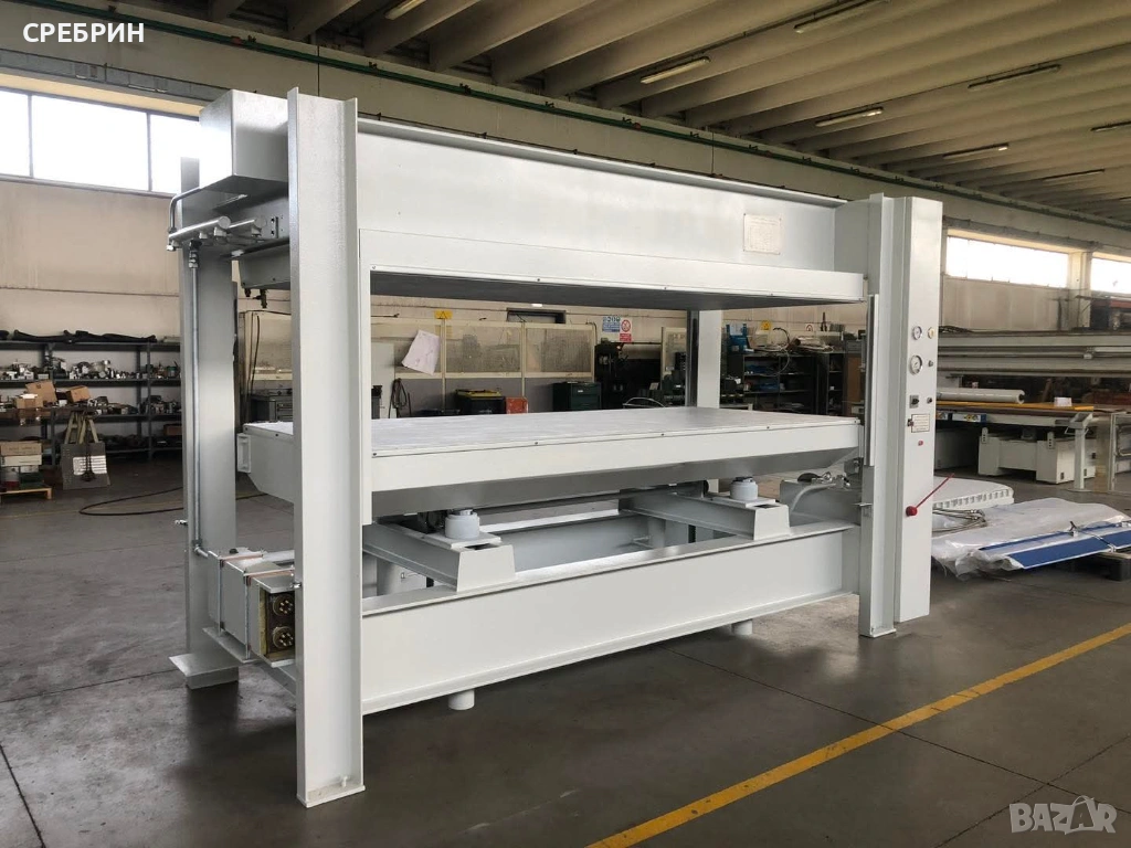 По заявка топла хидравлична преса с размери 3000 на 1300 мм за , снимка 1