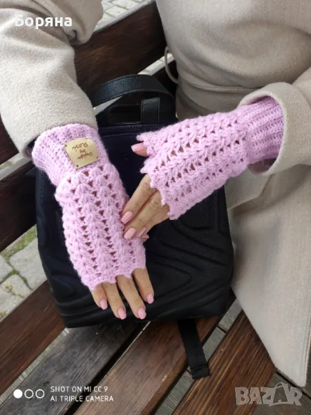 Handmade дамски ръкавици без пръсти с лого, снимка 1