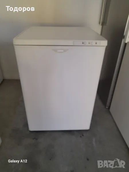 Малък фризер Zanussi, 110 l , снимка 1